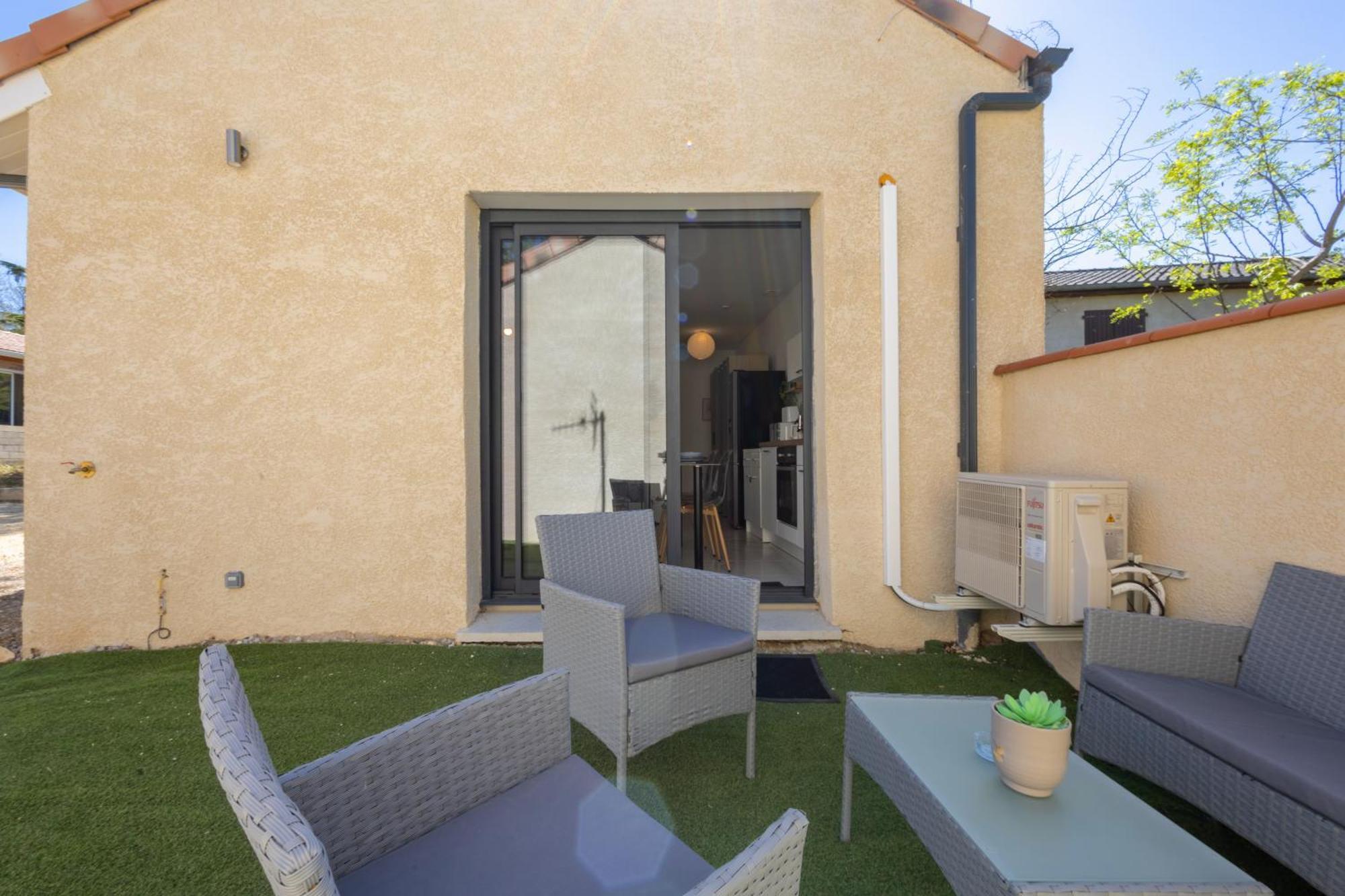 Le Sequoia - Maison Individuelle, Terrasse, Parking Prive Saix  Exterior photo